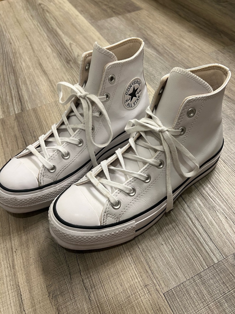 White Converse Chuck Taylor All Star Lift Platform High Top Sneakers in Leather